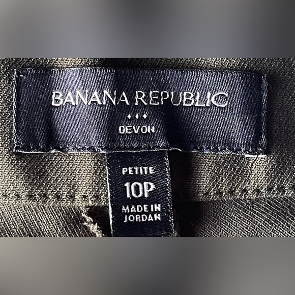 *EUC* Banana Republic / Devon Fit Bi-Stretch Side Zip Legging / Green / 10P - Picture 5 of 9